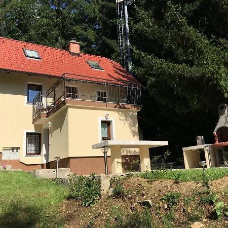 Apartament Pri Cuku In Sovi